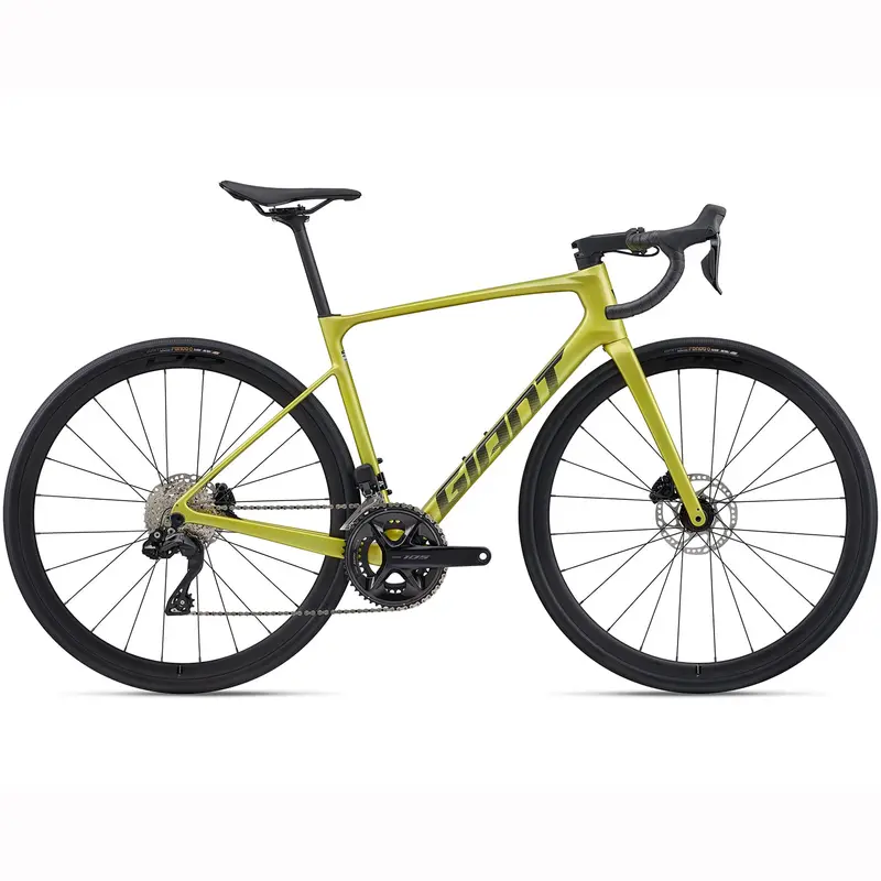 2026 Giant Defy Advanced 1 Carbon Road Bike 1