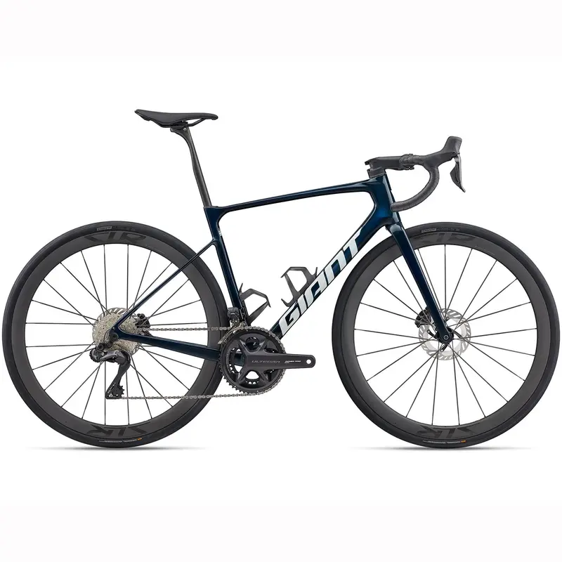 2026 Giant Defy Advanced Pro 0 Carbon Road Bike 1