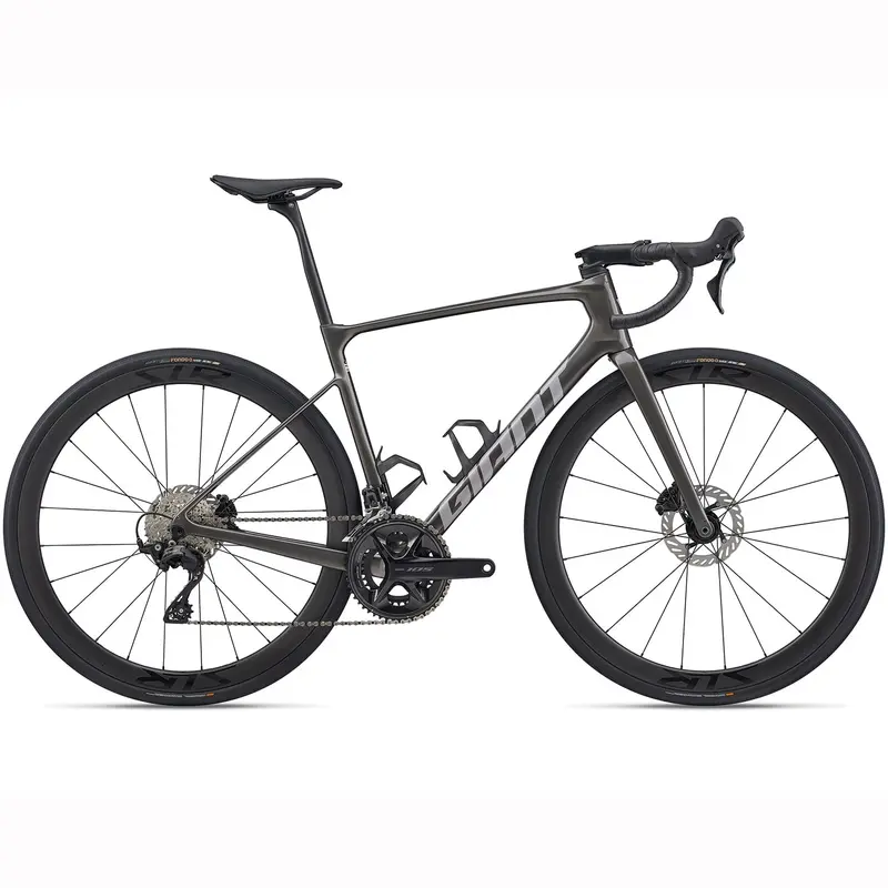 2026 Giant Defy Advanced Pro 2 Carbon Road Bike 1