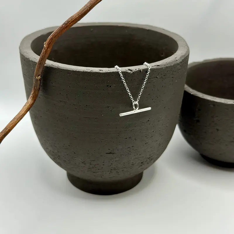 Dainty Strength T-Bar Pendant Necklace 1