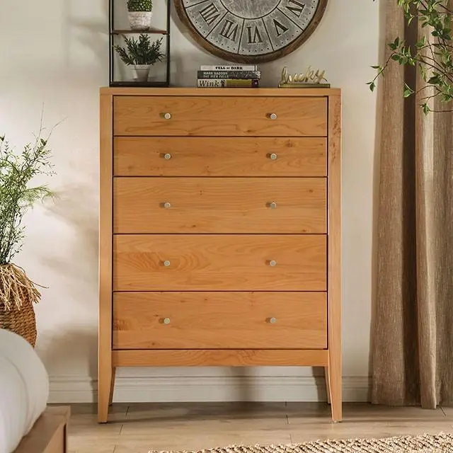 Willamette 5-Drawer Wood Chest Of Drawers 1